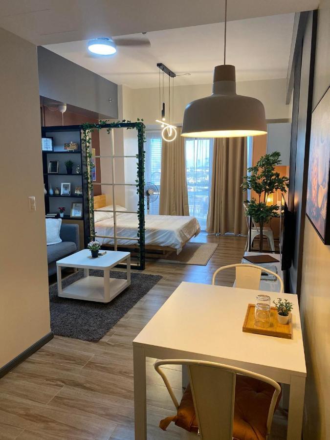 Апарт отель 81 Newport C5 10I Balcony & Pool Across Naia T3 Пасай Экстерьер фото
