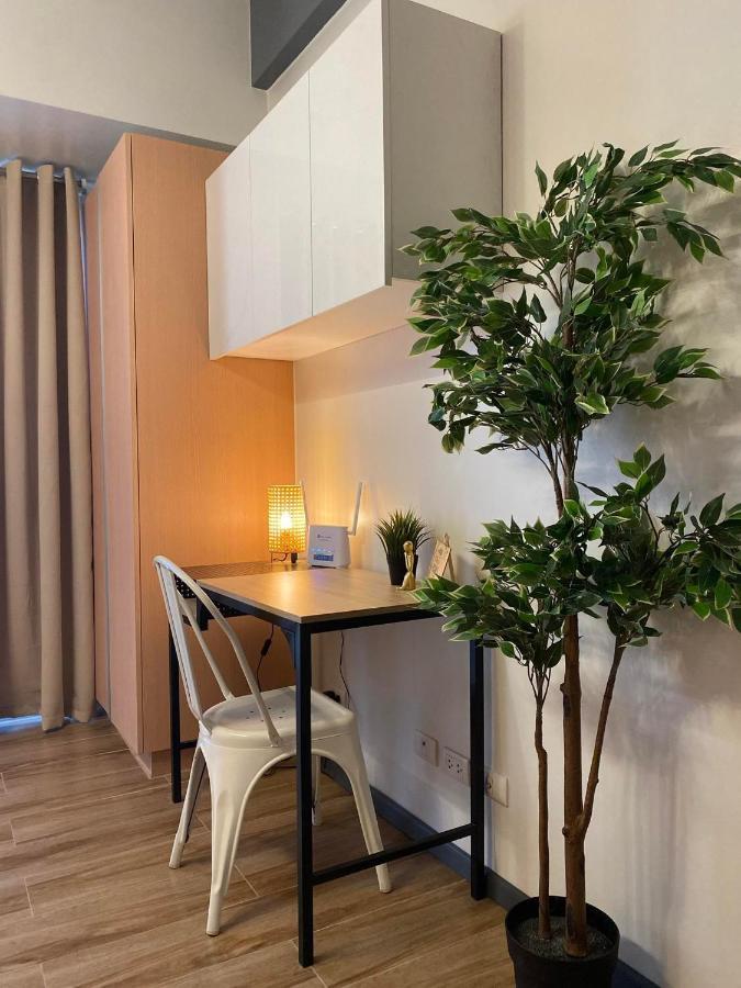 Апарт отель 81 Newport C5 10I Balcony & Pool Across Naia T3 Пасай Экстерьер фото