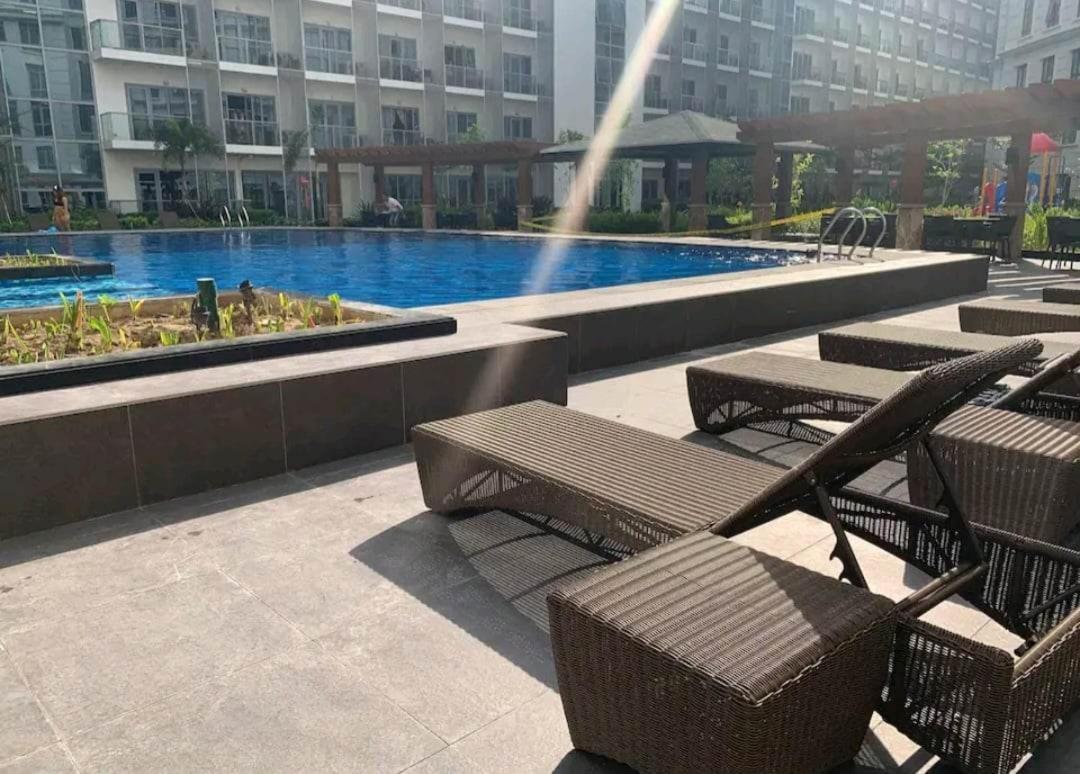 Апарт отель 81 Newport C5 10I Balcony & Pool Across Naia T3 Пасай Экстерьер фото