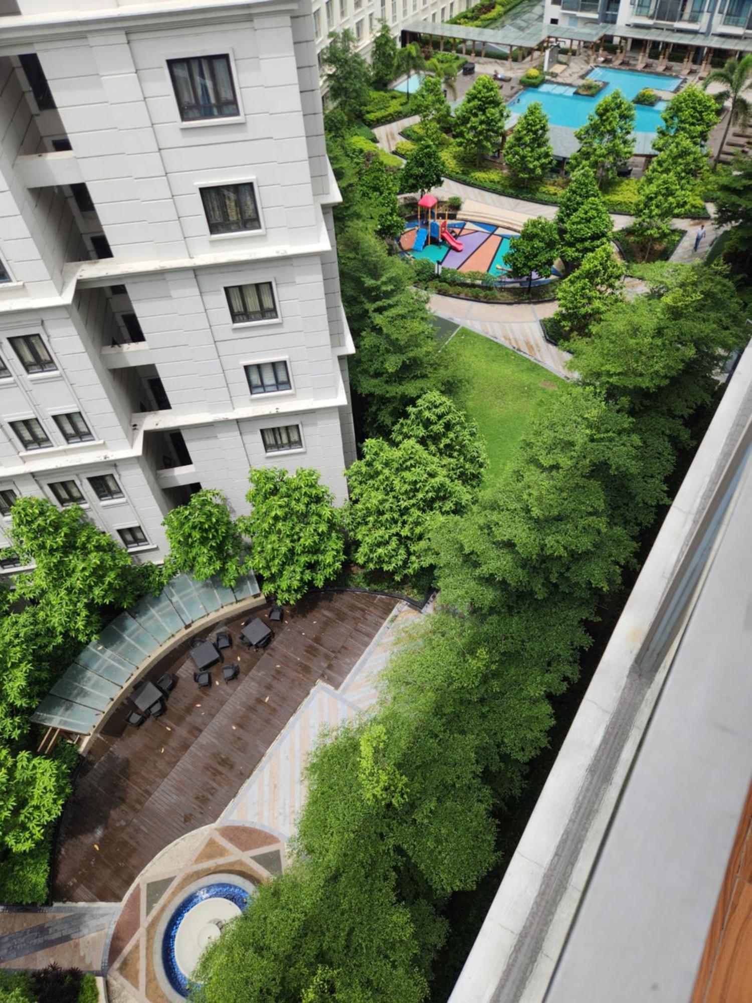 Апарт отель 81 Newport C5 10I Balcony & Pool Across Naia T3 Пасай Экстерьер фото