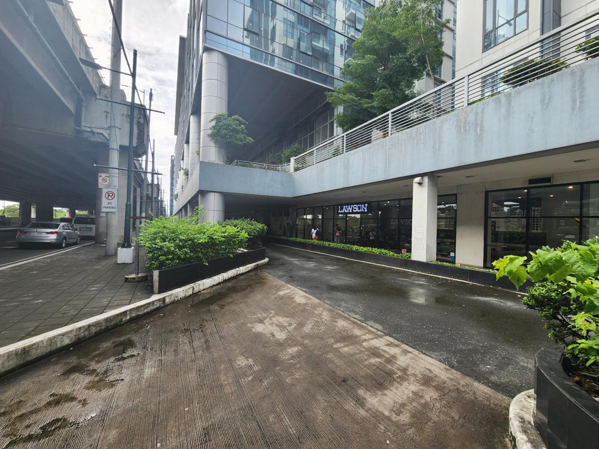 Апарт отель 81 Newport C5 10I Balcony & Pool Across Naia T3 Пасай Экстерьер фото